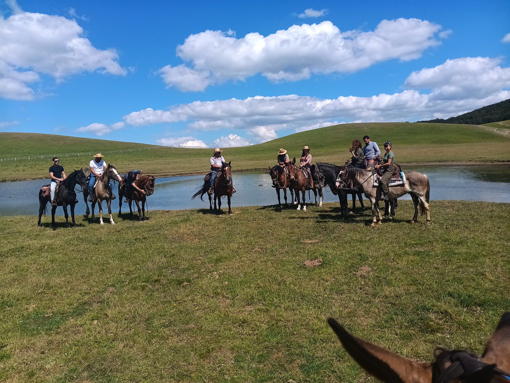 Trekking a cavallo di mulo ai Pantani di Accumoli Domenica 14 Settembre