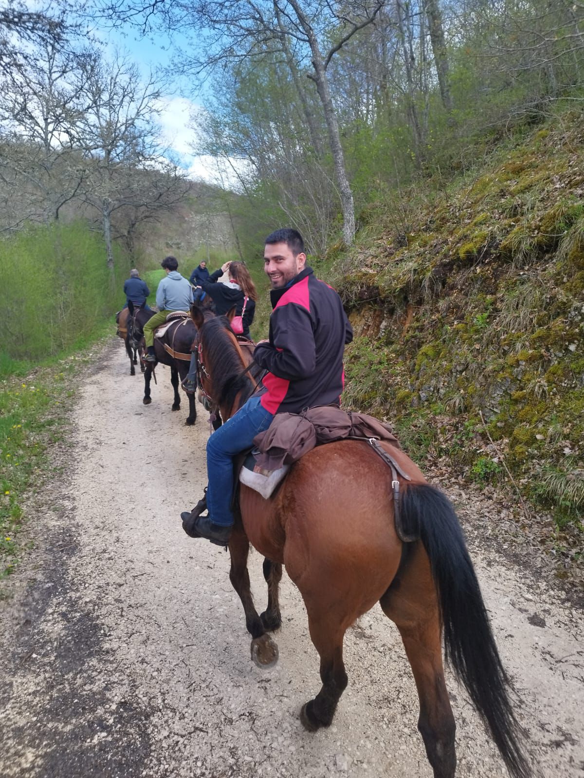 Prenota una giornata all’aria aperta immerso nella natura incontaminata del Parco Nazionale dei Monti Sibillini.